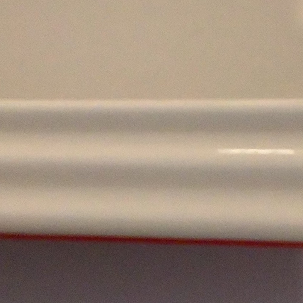 Le Creuset Red Baking Dish - Picture 4 of 4